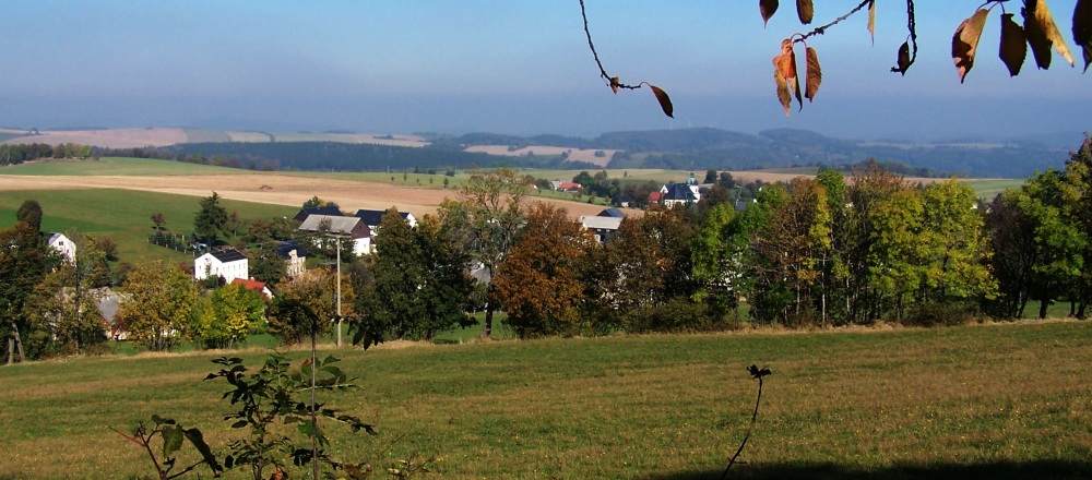 Blick über Johnsbach Richtung Dresden